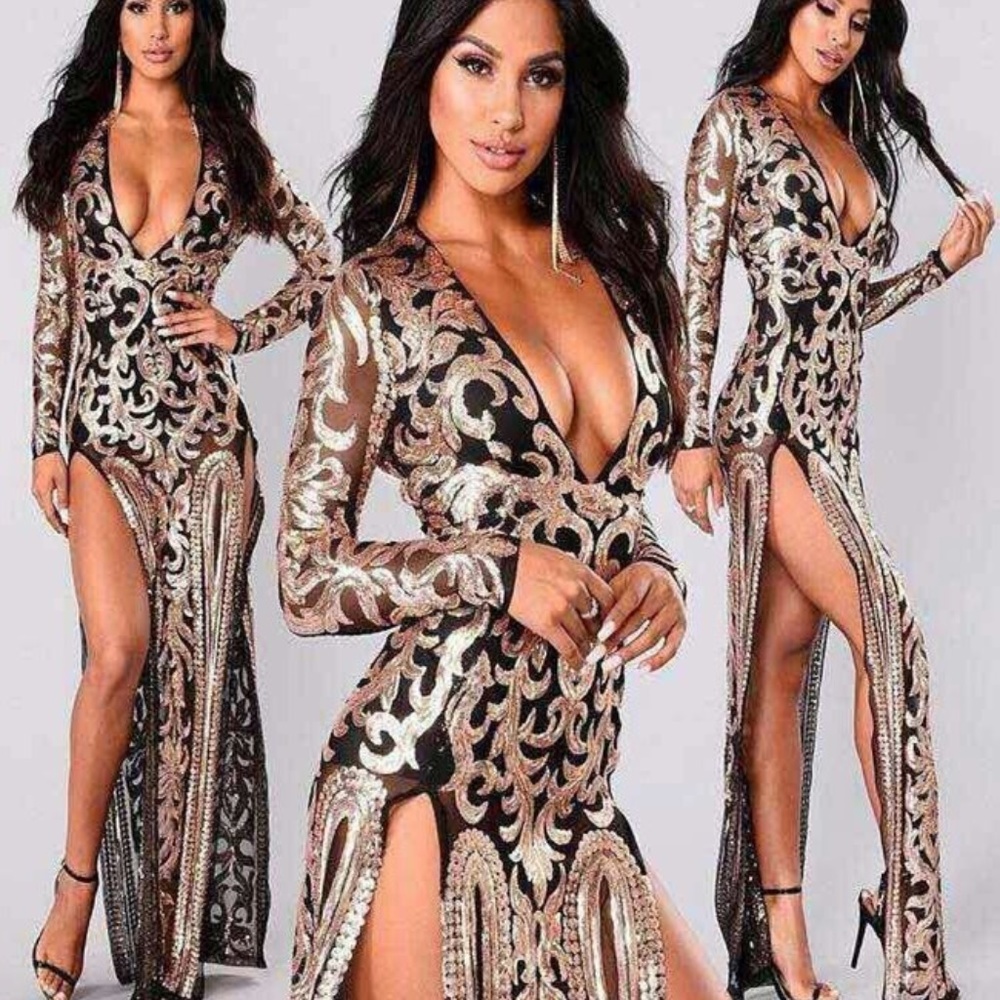 Stunning Maxi Sequin dress with bodycon lining